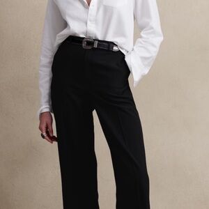 BANANA REPUBLIC women’s black tailored dress pants. Size 8